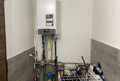 Casă cu 5 camere cu Teren 1088 Mp în Central - 3