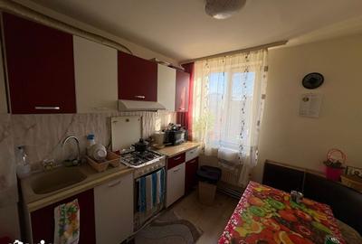 Apartament cu 3 camere semidecomandat în Central - 2