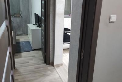 Apartament cu 3 camere în Micro 17 - 2