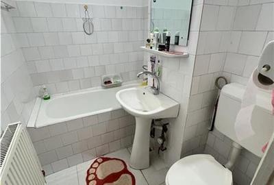 3 camere decomandat Sagului la 5 min de Shopping City - 12