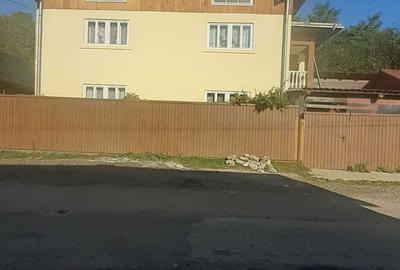 Casă cu 4 camere în Stulpicani - 8