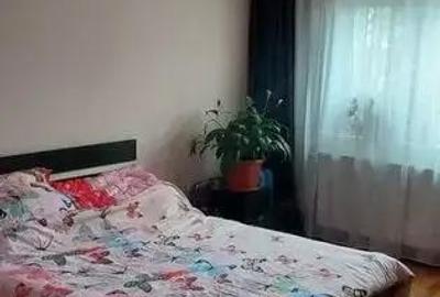 Apartament cu 2 camere decomandat în Lipovei
