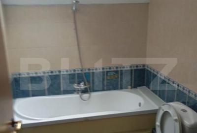 Casă cu 4 camere cu Teren 350 Mp în Central