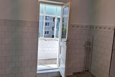 Apartament 2 camere decomandat Lipovei ocupabil imediat
