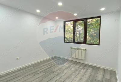 Apartament cu 2 camere de vanzare complet renovat in Tiglina 1 - 11