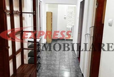 Apartament cu 3 camere decomandat în Dristor