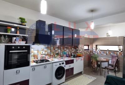 Casă cu 5 camere cu Teren 262 Mp în Babadag - 1