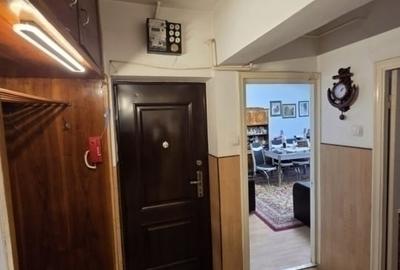 Apartament cu 3 camere decomandat în Galata - 6