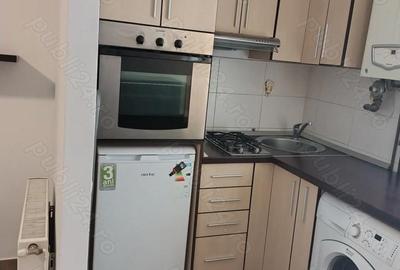 Garsonieră decomandată în Astra - 4