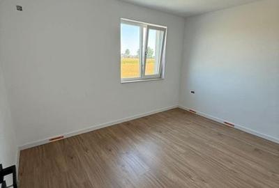 Casa P+1+pod- 4 camere- panouri, curte amenajata, canalizare, apa curenta Casa P+1+pod- 4 camere- panouri, curte amenajata, canalizare, apa curenta - 8