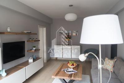 Apartament cu 2 camere cu vedere la Piata Operei, centrala proprie - 2