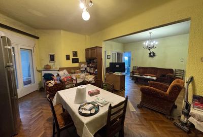 Vanzare apartament patru camere in vila Cotroceni Romniceanu piata metrou Vanzare apartament patru camere in vila Cotroceni Romniceanu piata metrou - 5