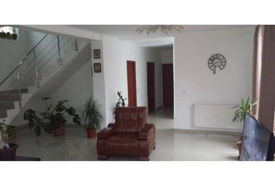 Casă individuală cu 7 camere cu Canalizare în Pipera - 4