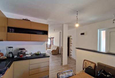 Casa de vanzare in Mocira, 3 camere + anexa tip garsoniera Comision 0% - 5