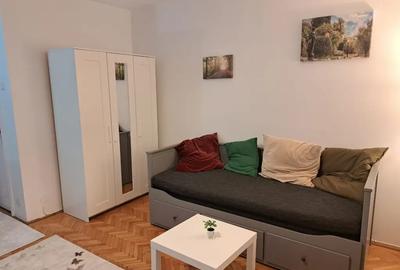 Garsonieră decomandată în Titan - 3