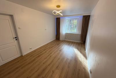 Vanzare Garsoniera Premium - Bloc 1982 - 2