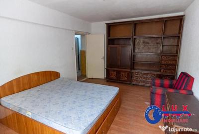 Spațiu comercial, de 66 mp, în Piața Nouă - 11