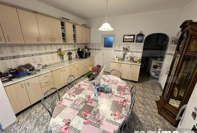 Apartament , cu curte , 97mp , zona centrala - 3