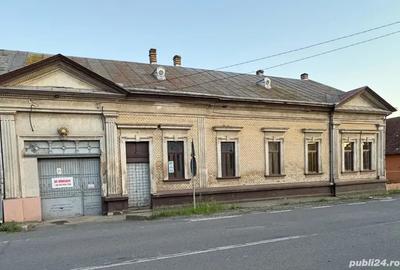 Cladire istorica de peste 100 de ani de vanzare in centrul Halmeu op?iune perfecta de investi?ie. - 2