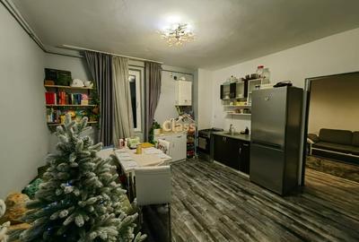 Apartament cu 2 camere semidecomandat, mobilat în Sopor
