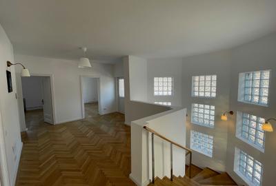 Casă cu 4 camere cu Teren 220 Mp în Central - 8