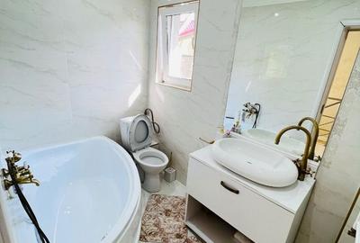 Casă cu 3 camere cu Teren 300 Mp în Central - 4