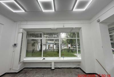 Spațiu comercial, de 32 mp, în Central - 2