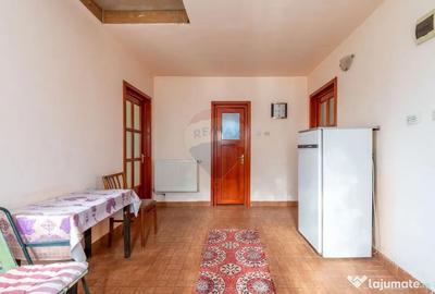 Casă cu 2 camere cu Teren 3301 Mp în Jucu - 11