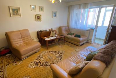Apartament cu 2 camere decomandat în Casa de Cultură - 12