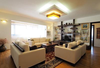 Apartament spatios cu 4 camere | garaj si boxa - 1