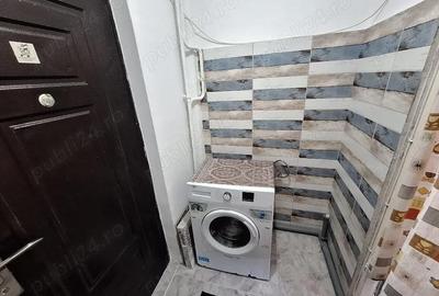 Garsonieră decomandată în UMT - 2