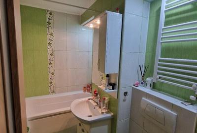 Apartament cu 2 camere semidecomandat în Intim - 3