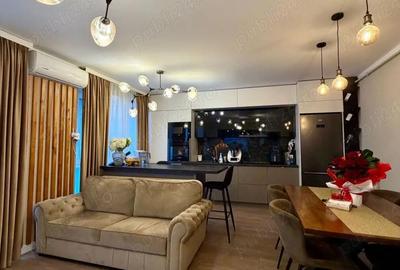 Apartament cu 4 camere decomandat în Calea Moldovei - 2