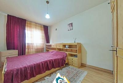 Apartament cu 3 camere decomandat în Podgoria - 1
