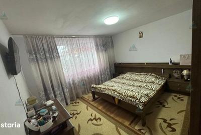 Casă cu 4 camere în Uiești - 11