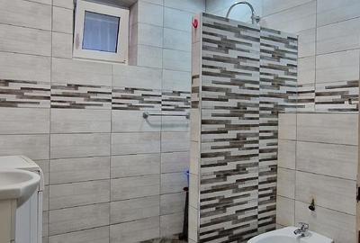 Casă cu 3 camere cu Teren 500 Mp în Central - 2