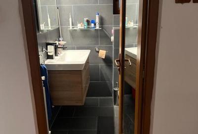 Casă cu 5 camere cu Teren 262 Mp în Brătianu