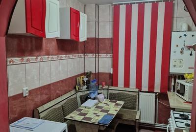 Apartament cu 2 camere decomandat în Central - 3