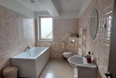 Casă cu 5 camere cu Teren 2500 Mp în Dâmbul Rotund - 3
