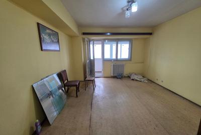 Berceni, pe B-ul Obregia, stradal, bloc reabilitat, pasajul Europa Unita - 4