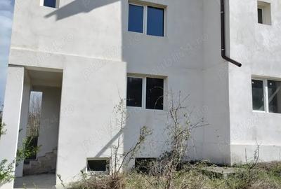 Casa de vanzare in Gura Saratii-Sarata Munteoru