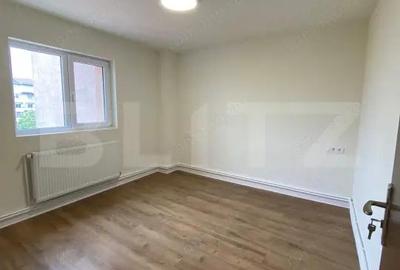 Apartament cu 4 camere decomandat în Central - 9