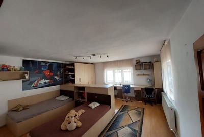 Casă cu 6 camere în Piața Centrală - 5