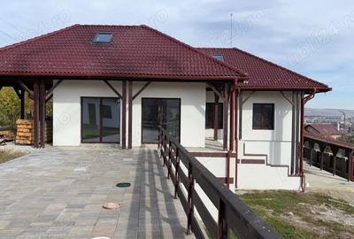 Proprietate multifunc?ionala sub padure locuin?a principala + spa?iu de relaxa - 5