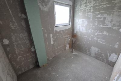 Apartament cu 2 camere decomandat în Florești - 10