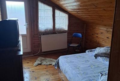 Casă cu 5 camere în Central - 2