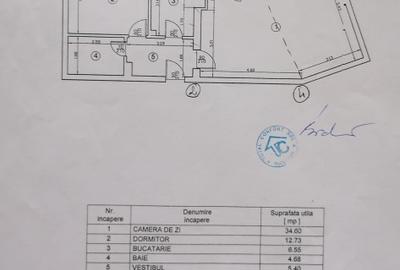 Apartament cu 3 camere semidecomandat, mobilat în Decebal - 10
