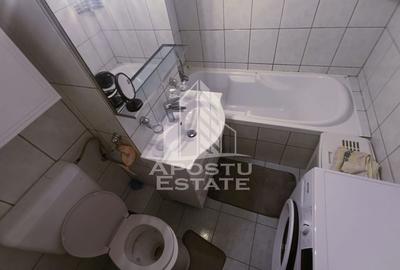 Apartament cu 3 camere, zona Mehala, Centrala Proprie - 8