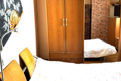 Apartament cu 3 camere decomandat, mobilat în Central - 4
