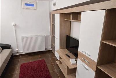 Garsonieră decomandată în Central - 5